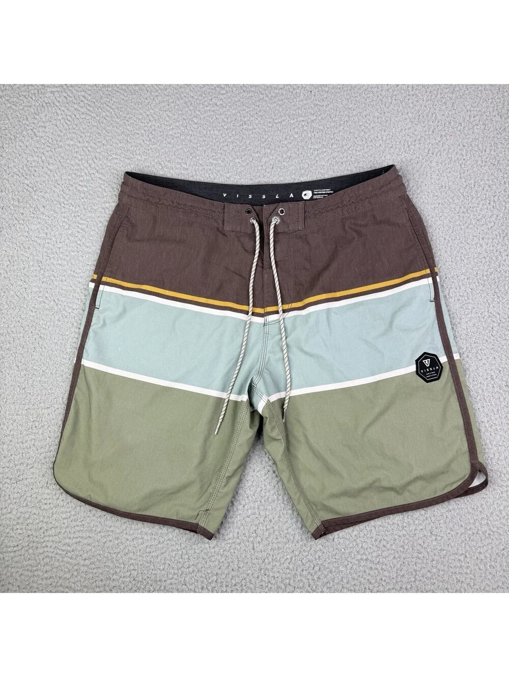 Vissla Upcycled Coconut Fabric Colorblock Boardshorts Hybrid Swim Men's 34x9